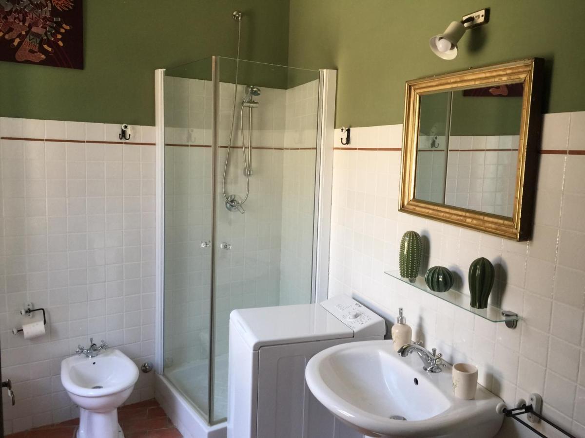 קסטל די טורה Stanza Privata In Attico Con Terrazza - Lakeholiday It מראה חיצוני תמונה